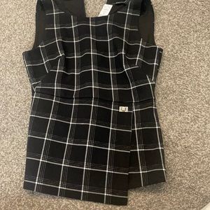 Size :0 , White House Black Market